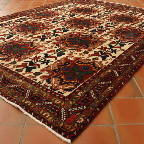 Handmade Persian Shahr e Babak rug - 307629