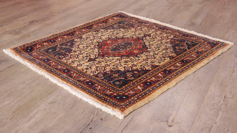 Handmade Persian Sarouk square - 309203