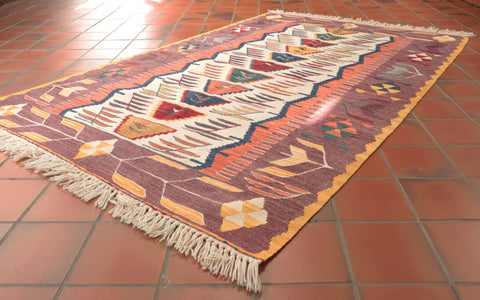 Handmade Fine Turkish Seccade Kilim rug - 309478