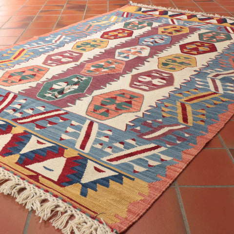 Handmade Fine Turkish Seccade Kilim rug - 309479