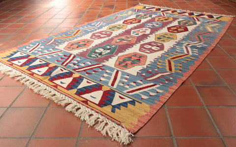 Handmade Fine Turkish Seccade Kilim rug - 309479