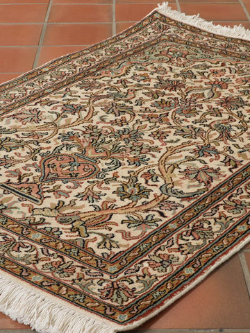 Handmade fine Kashmir silk rug - 309516