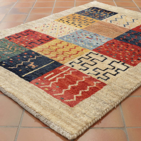 Handmade Persian Gabbeh rug -TR309008