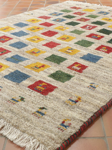 Handmade Persian Gabbeh rug - TR309015