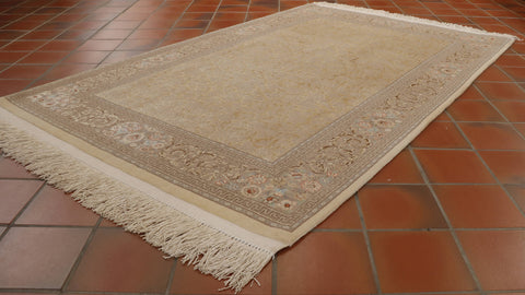 Fine part silk handmade Persian Isfahan rug - 262510