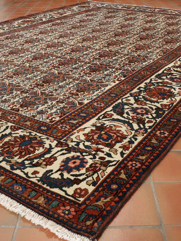 Handmade Persian Bakhtiar carpet - 306323