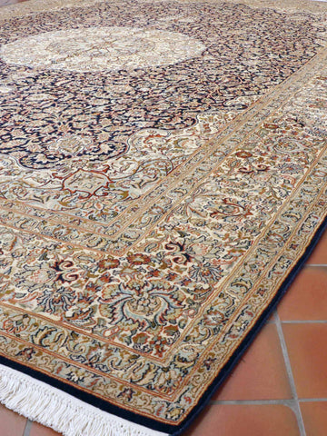 Handmade Kashmir silk carpet - 307299