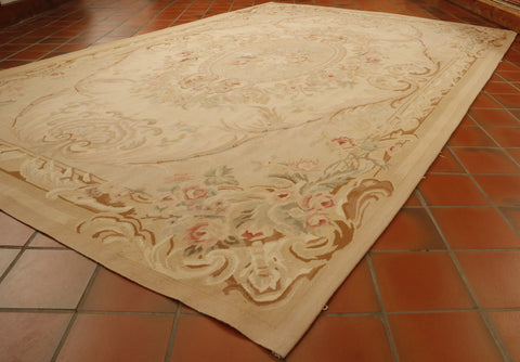 Fine handmade Aubusson rug - 307469